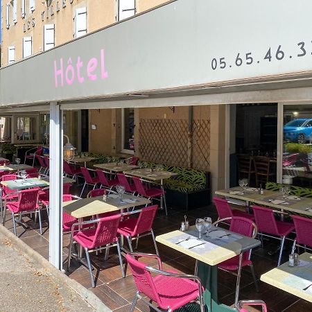 Hotel Les Tilleuls De Pareloup A Salles-Curan Exterior foto