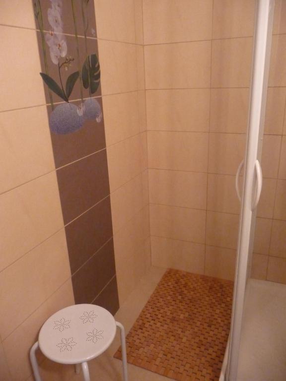 Hotel Les Tilleuls De Pareloup A Salles-Curan Cameră foto